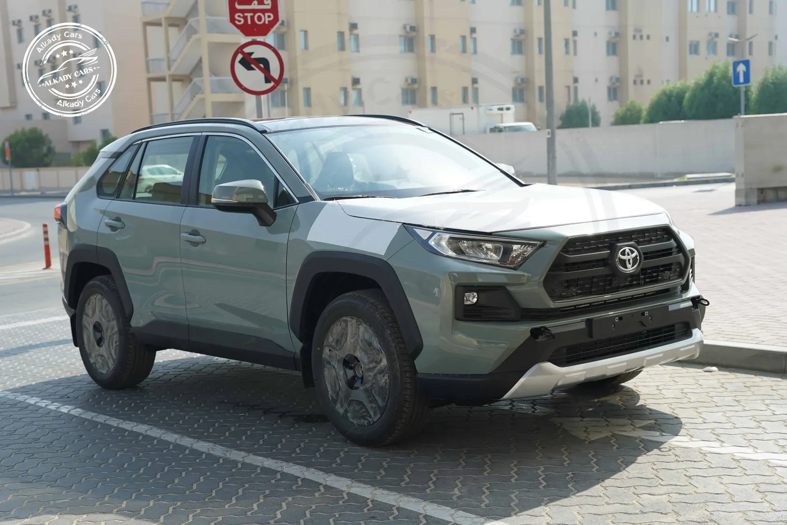 TOYOTA RAV 4 2.5L ADVENTURE