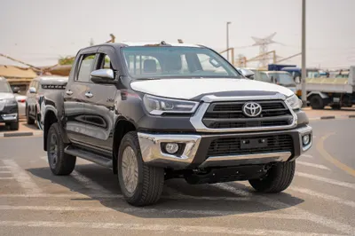 TOYOTA HILUX SR5 2.7 MODEL 2025 GCC AUTOMATIC FULL OPTION