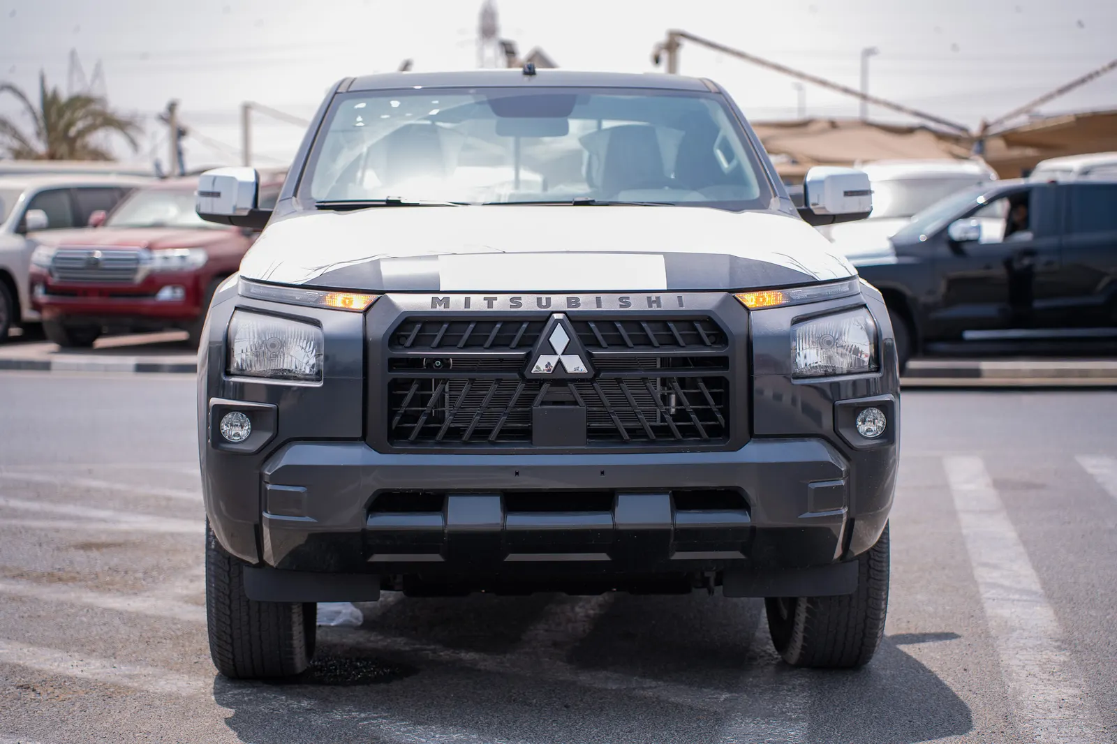 MITSUBISHI L200 2.4 2025 MODEL PETROL