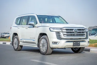 Toyota Land Cruiser VX 2025