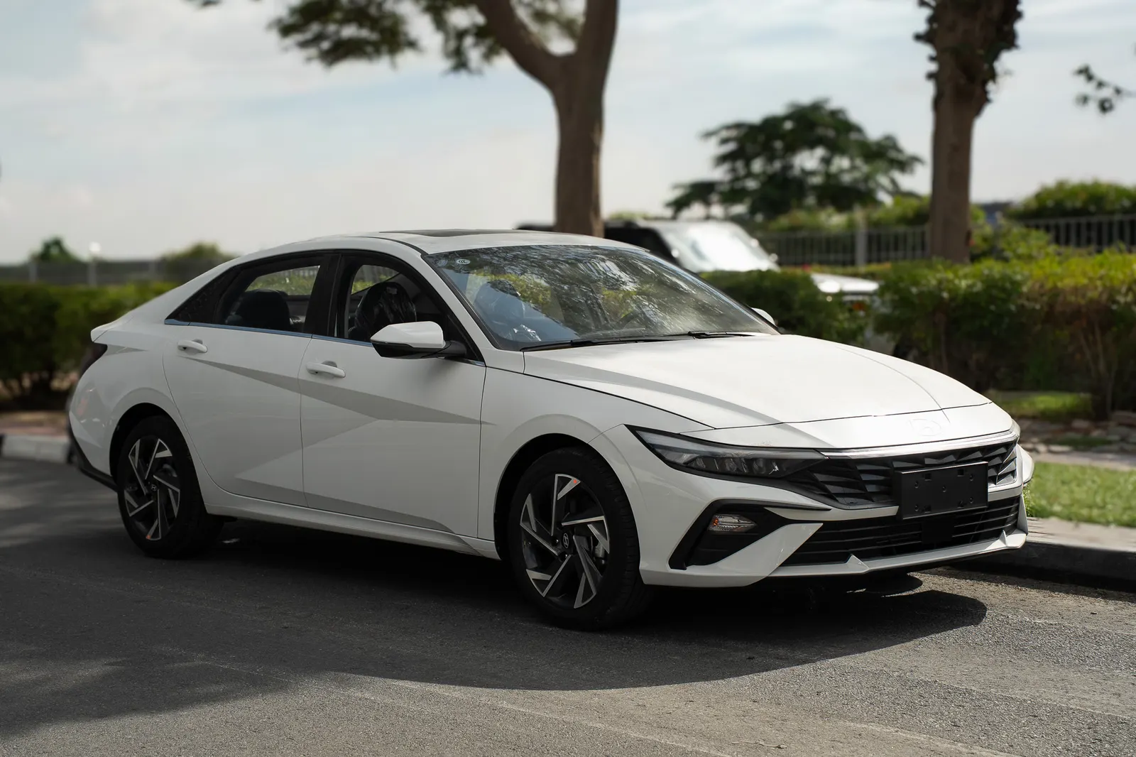 HYUNDAI ELANTRA 1.5 CHINESE SPECS 2025 MODEL FULL OPTION