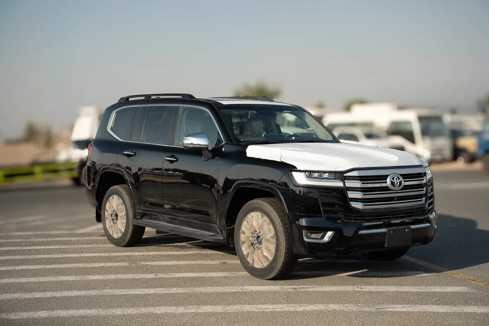 Toyota Land Cruiser 300 VX-R 2025 – 3.5L Twin Turbo Petrol | Full Option | GCC Specs