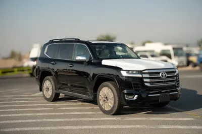 Toyota Land Cruiser 300 VX-R 2025 – 3.5L Twin Turbo Petrol | Full Option | GCC Specs