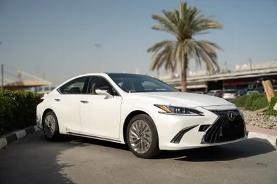 Lexus ES350 3.5L Luxury Sedan FWD – Premium Comfort & Performance
