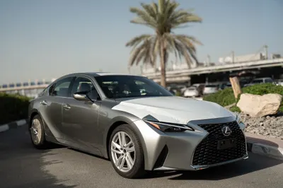Lexus IS300 2.0L Luxury Sedan RWD – Sporty Performance & Premium Comfort