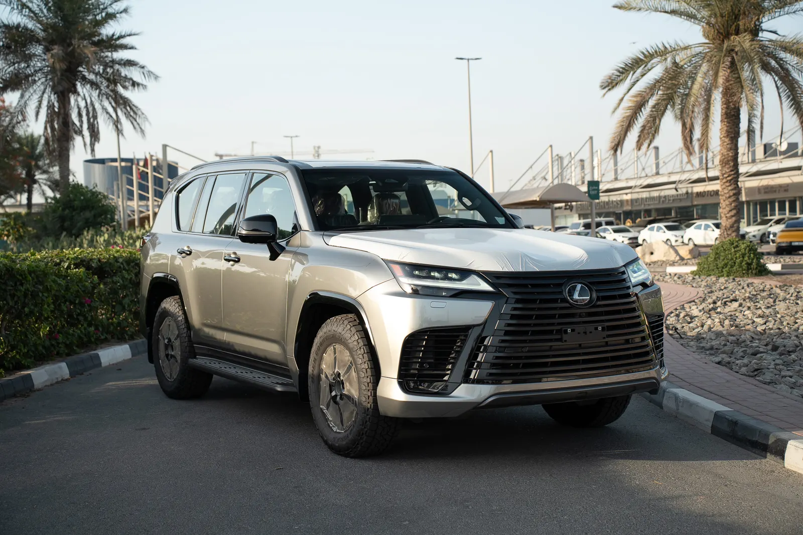 Lexus LX600 3.5L Twin Turbo V6 – Premium SUV