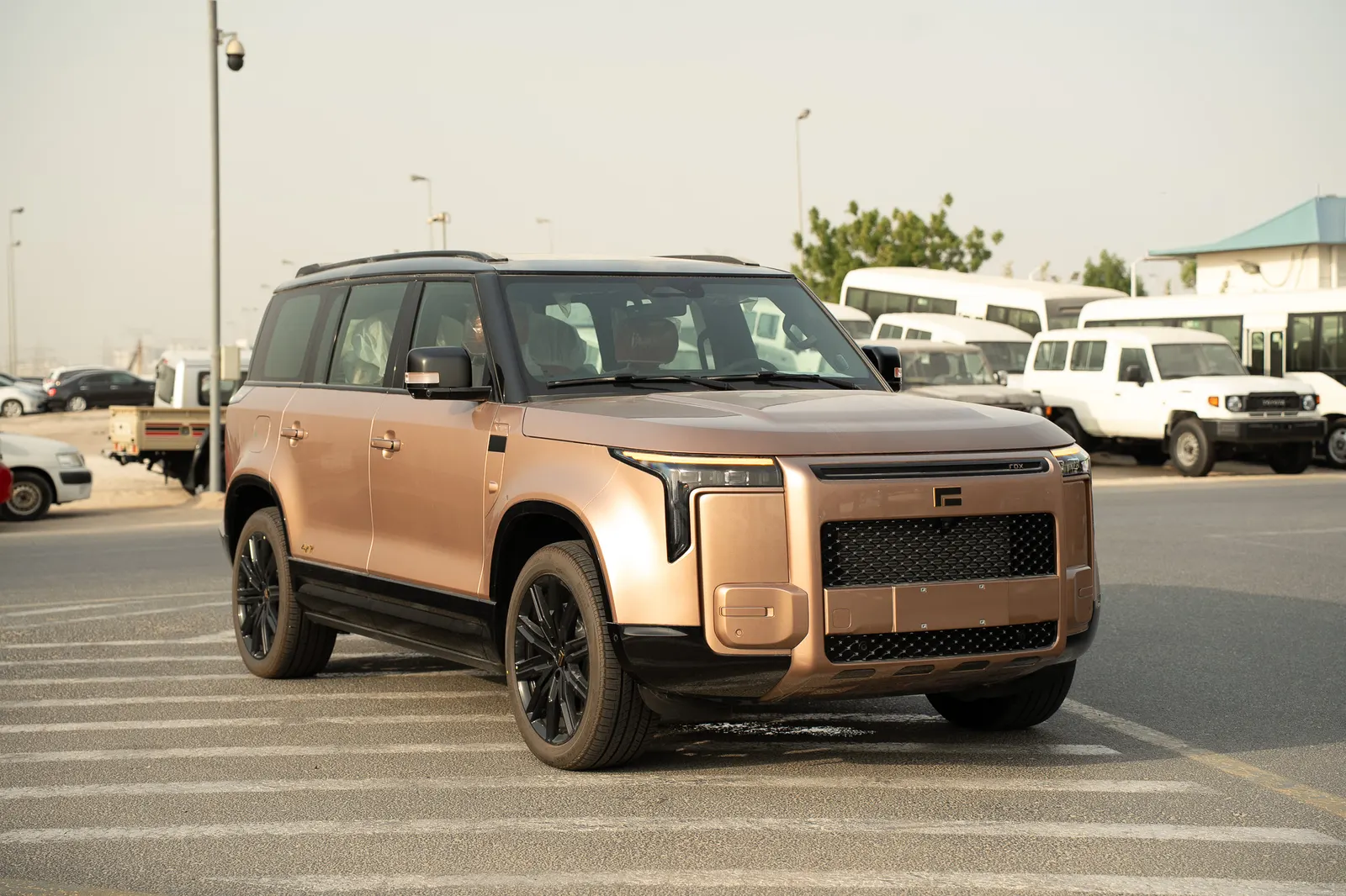 2026 ROX Adamas R11 MCE-1 First-Class VIP 6-Seater – 1.5L EREV Hybrid | 469 HP | Intelligent 4WD | GCC Specs