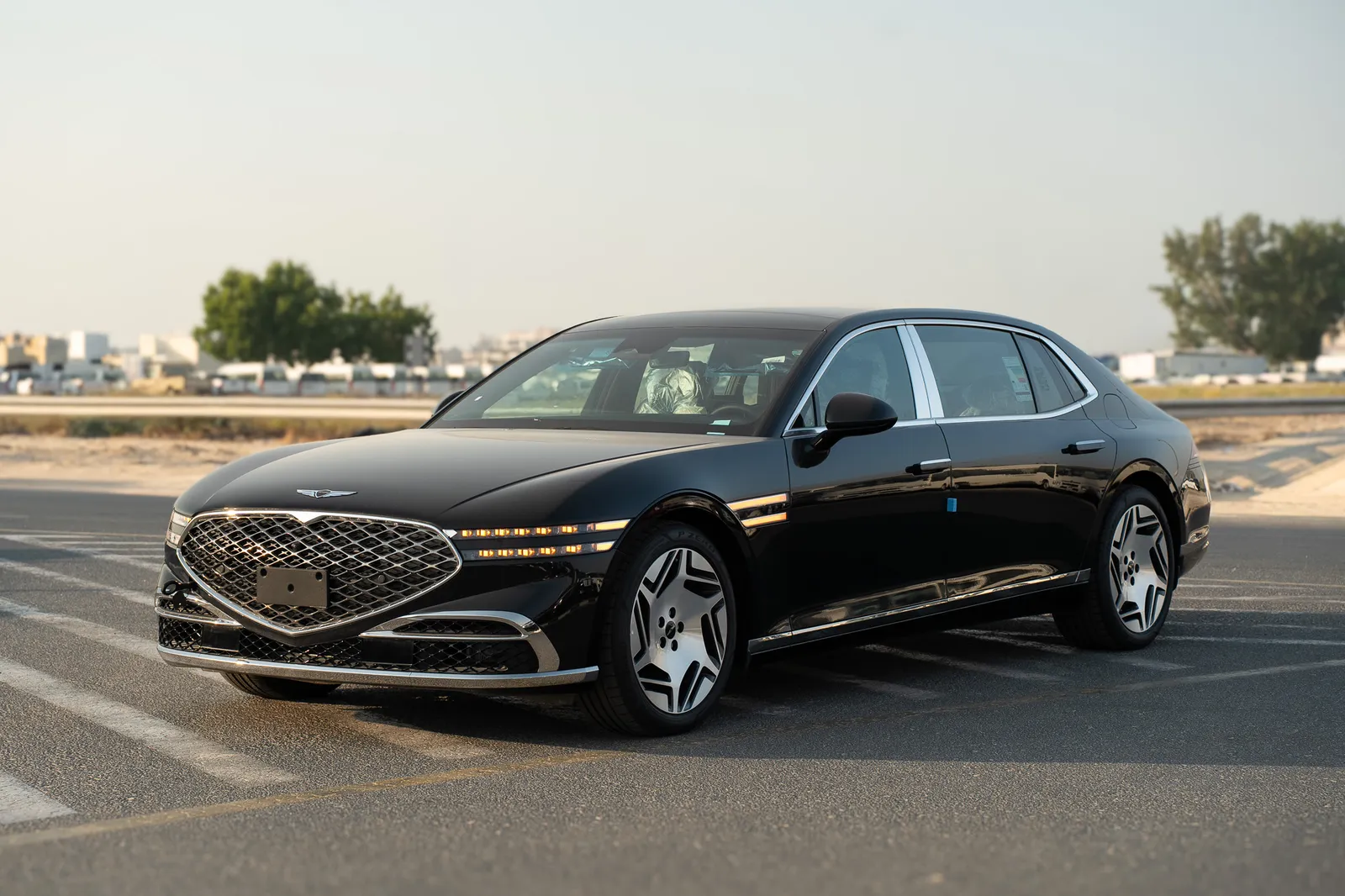 Genesis G90 3.5L V6 Twin-Turbo E-Supercharger AWD 2026