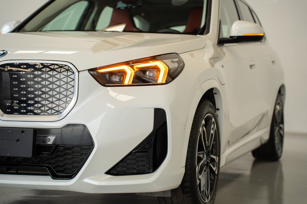 BMW iX1 xDrive30 M Sport