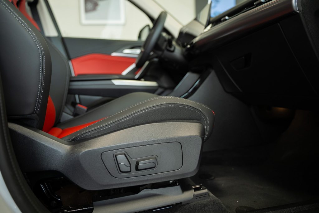 BMW iX1 xDrive30 M Sport