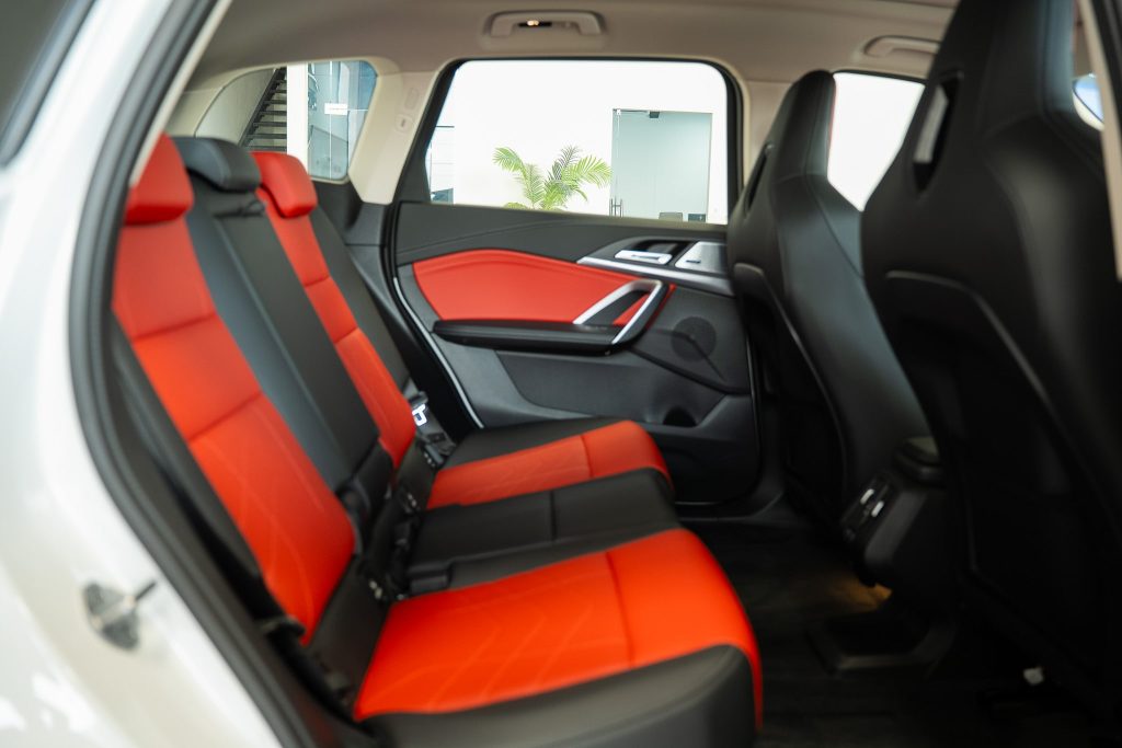 BMW iX1 xDrive30 M Sport