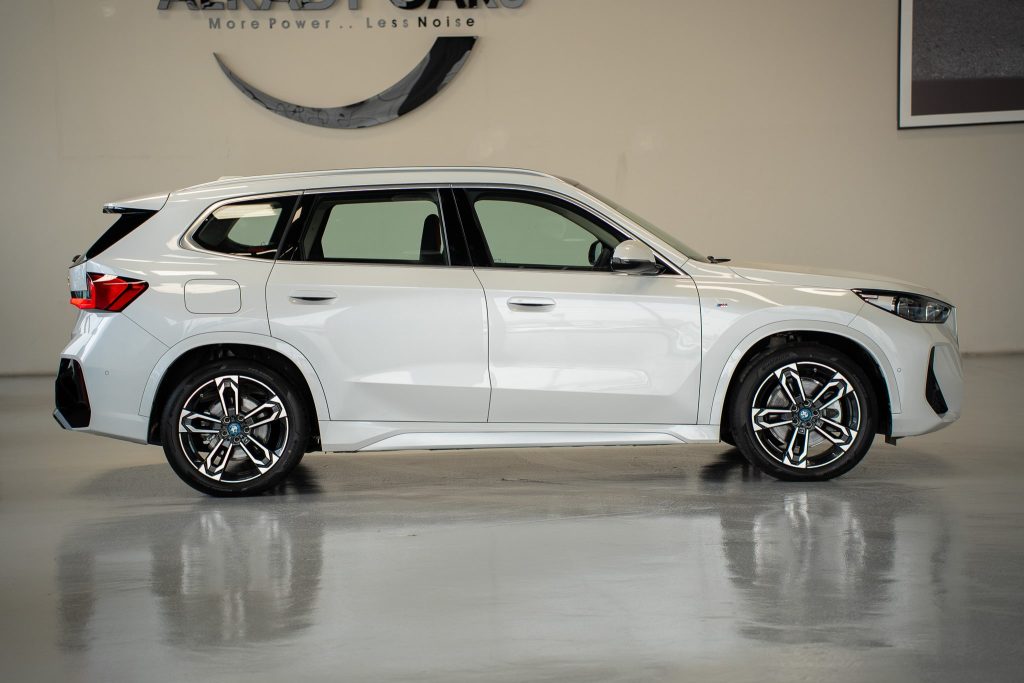 BMW iX1 xDrive30 M Sport