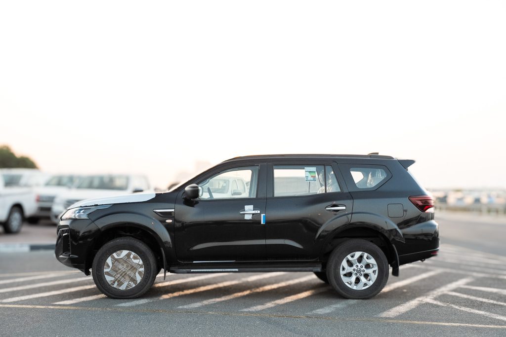 2023 NISSAN X-TERRA 2.5L Petrol 7-Seater SUV RWD Automatic GCC Specification