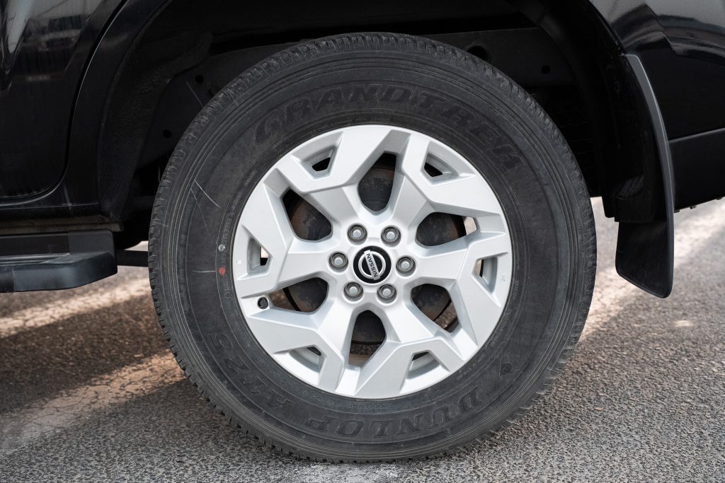 2023 NISSAN X-TERRA 2.5L Petrol 7-Seater SUV RWD Automatic GCC Specification
